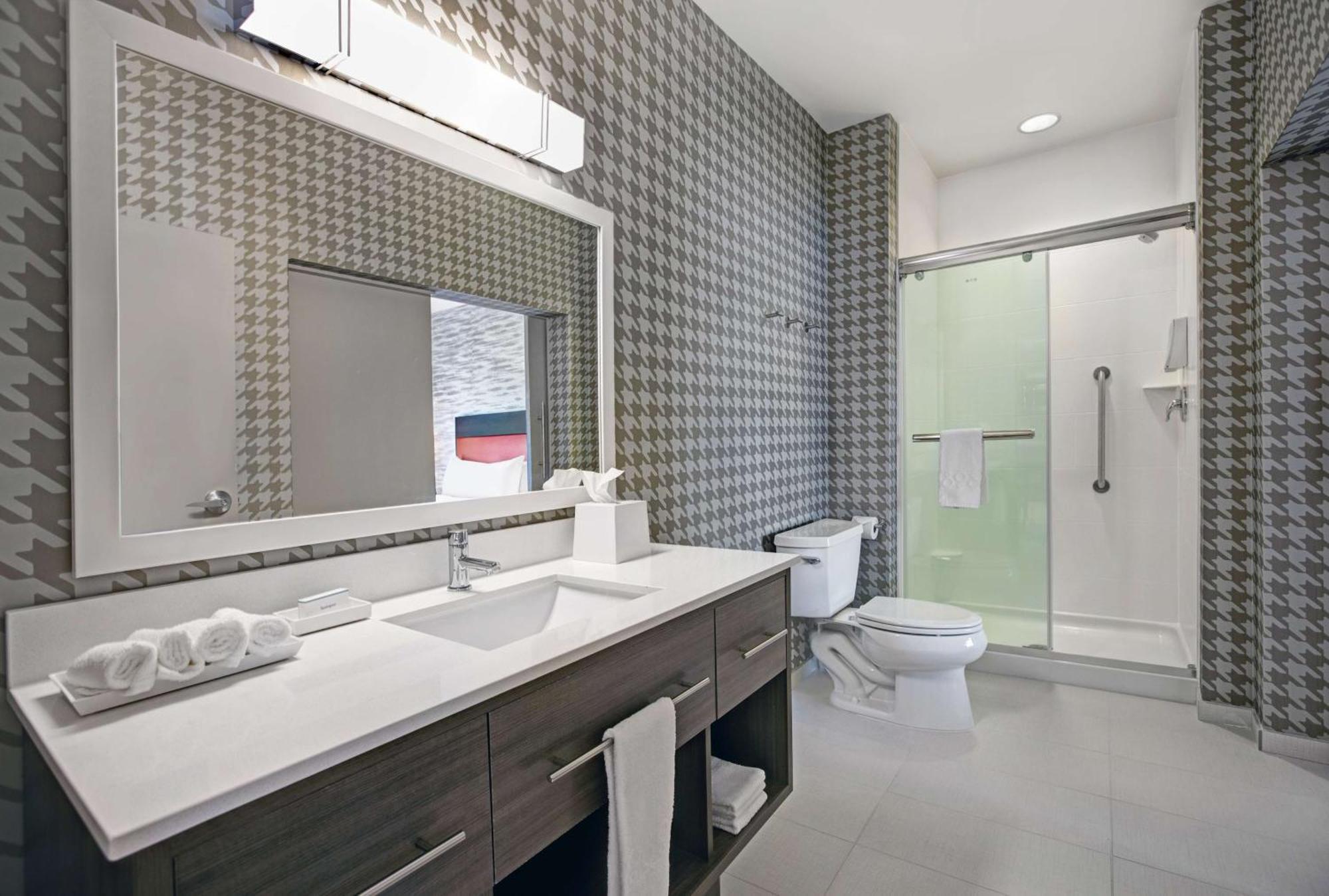 Home2 Suites By Hilton Ричмонд Экстерьер фото
